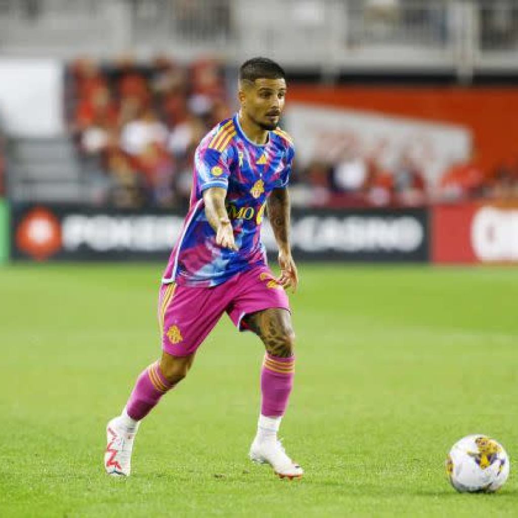 Former Napoli Captain Desires Of Returning To Naples Towards The Finish Of His Profession Former Napoli Captain Desires Of Returning To Naples Towards The Finish Of His Profession