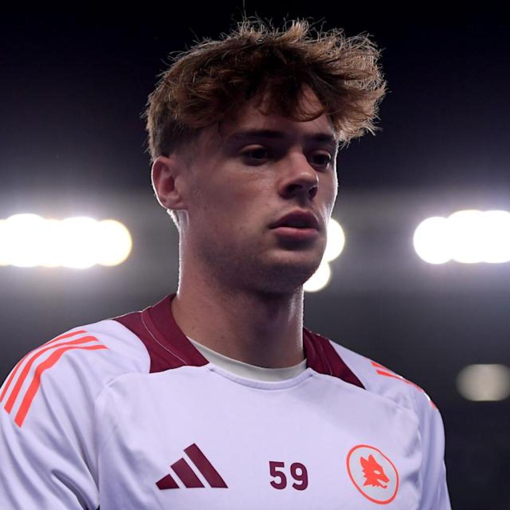 Roma Stalling In Switch Talks With Inter Milan For Poland EURO 2024 Star Roma Stalling In Switch Talks With Inter Milan For Poland EURO 2024 Star