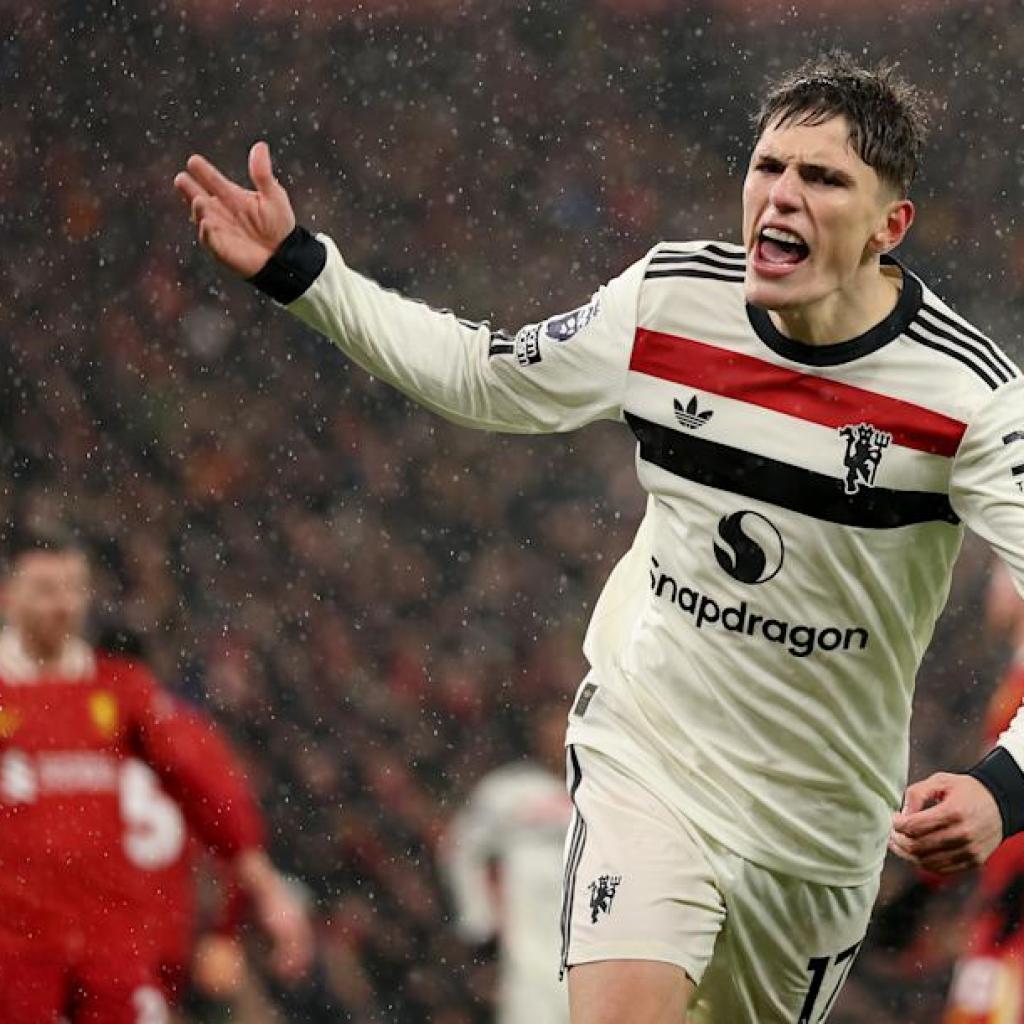 Manchester United ‘open’ to Alejandro Garnacho sale amidst Napoli curiosity Manchester United ‘open’ to Alejandro Garnacho sale amidst Napoli curiosity