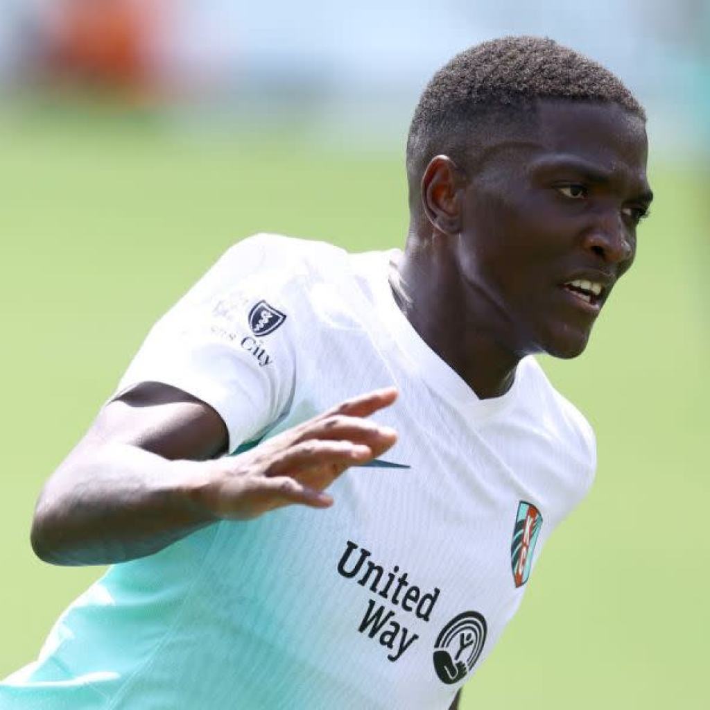 Kansas Metropolis Present star Temwa Chawinga wins NWSL MVP Kansas Metropolis Present star Temwa Chawinga wins NWSL MVP