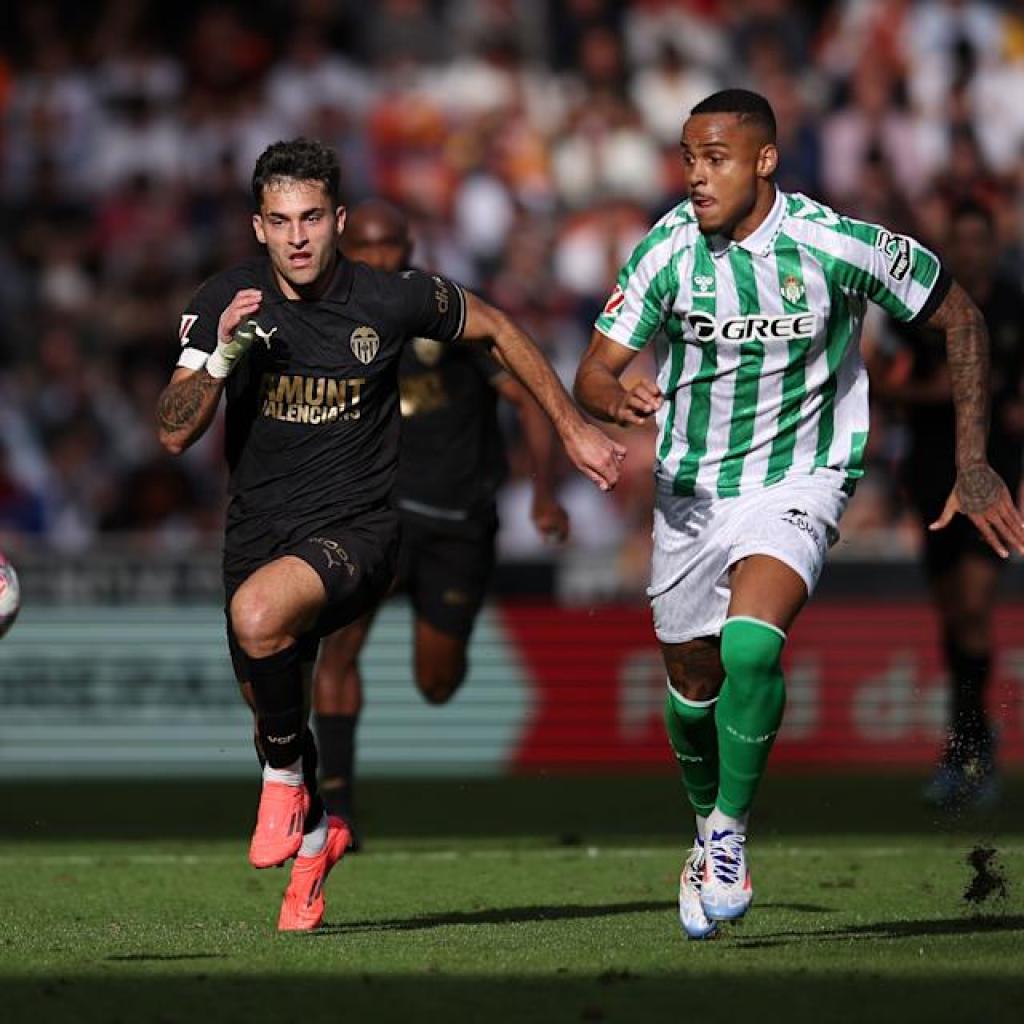 Valencia star Hugo Duro makes La Liga historical past in win over Actual Betis Valencia star Hugo Duro makes La Liga historical past in win over Actual Betis