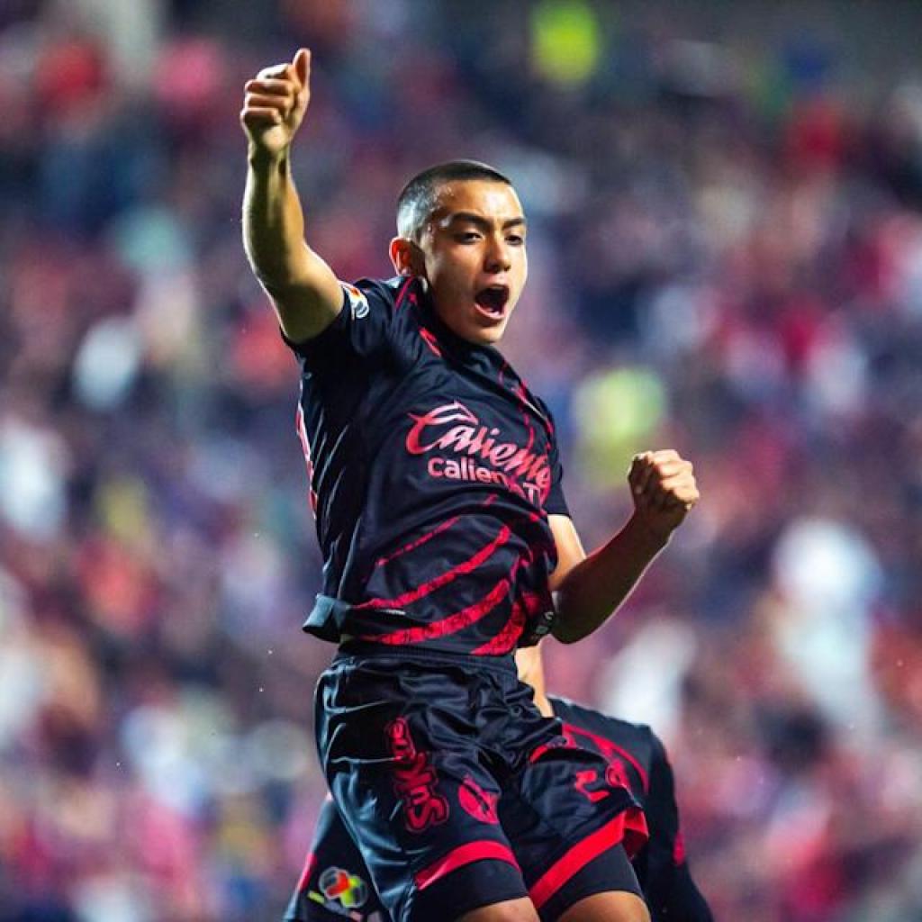 Barcelona invite 15-year-old youngest goalscorer in Mexican League historical past to coach at La Masia Barcelona invite 15-year-old youngest goalscorer in Mexican League historical past to coach at La Masia