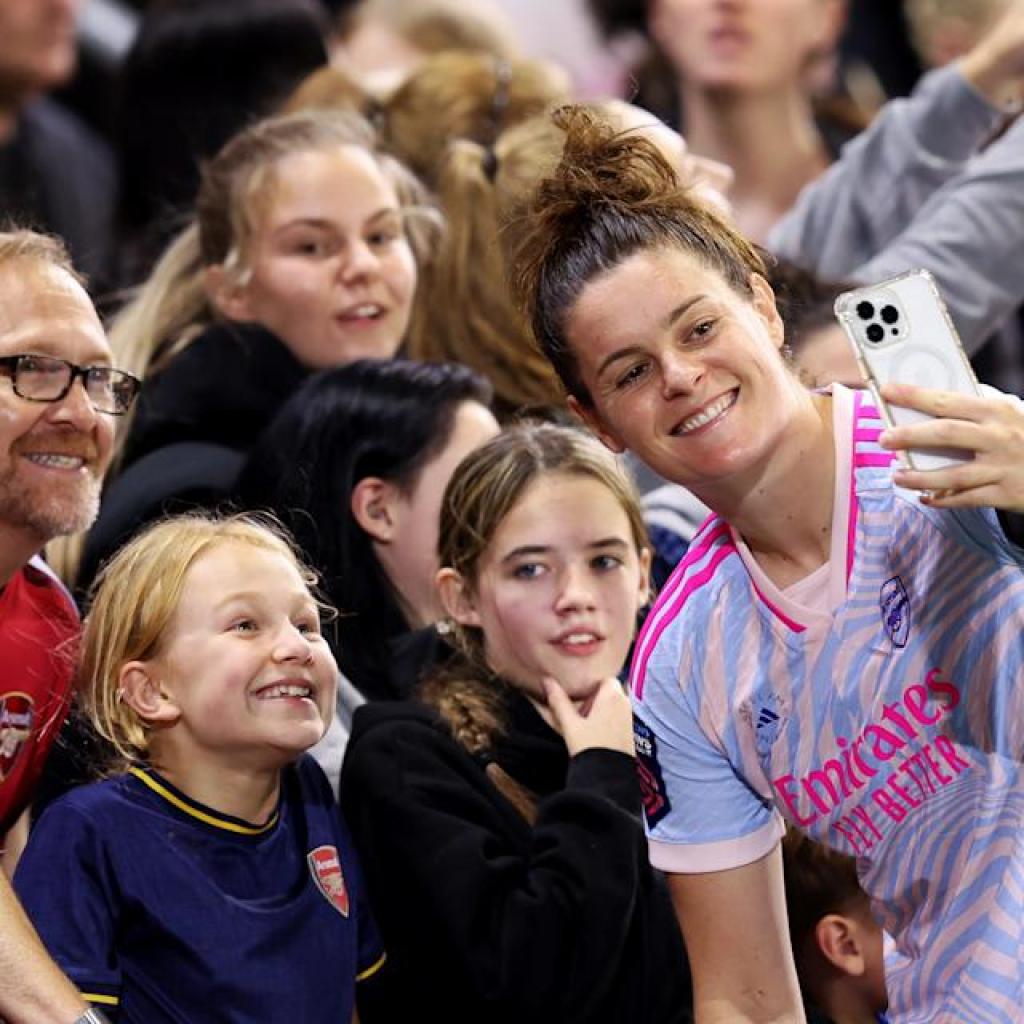 Bay FC’s Jen Beattie celebrates Lauren Vacation Influence Award with ,000 donation Bay FC’s Jen Beattie celebrates Lauren Vacation Influence Award with ,000 donation