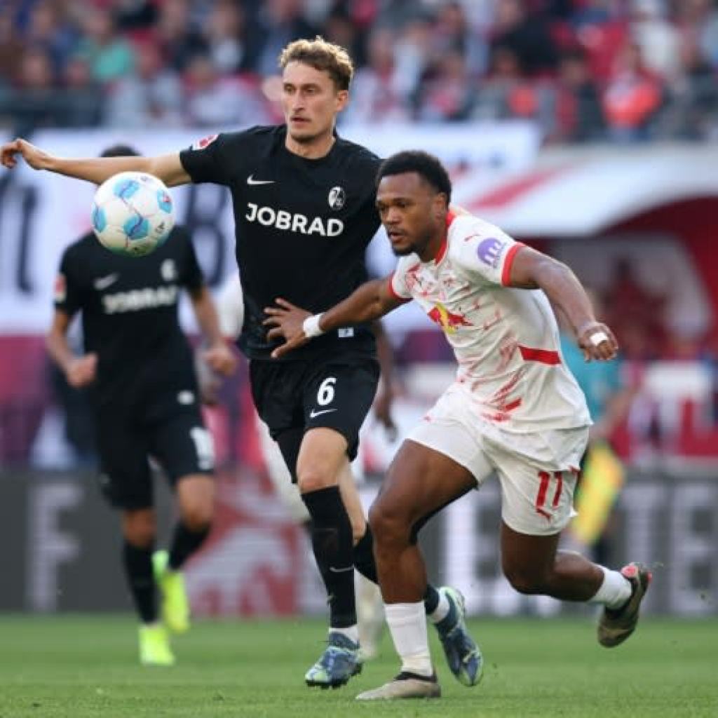 Leipzig beat Freiburg to go prime, Dortmund lose away once more Leipzig beat Freiburg to go prime, Dortmund lose away once more