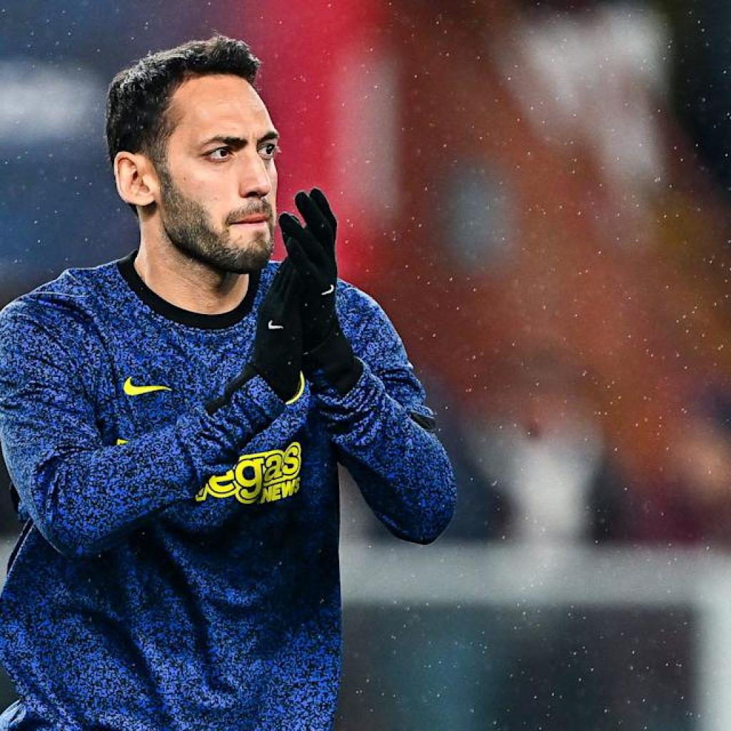 Key Inter Milan Midfielder Compelled Off With Damage In Supercoppa Italiana Ultimate Vs AC Milan Key Inter Milan Midfielder Compelled Off With Damage In Supercoppa Italiana Ultimate Vs AC Milan