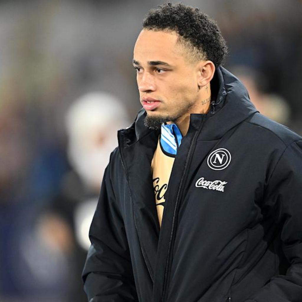 Okafor getting used to new method of coaching at Napoli: “It’s one thing new for me” Okafor getting used to new method of coaching at Napoli: “It’s one thing new for me”