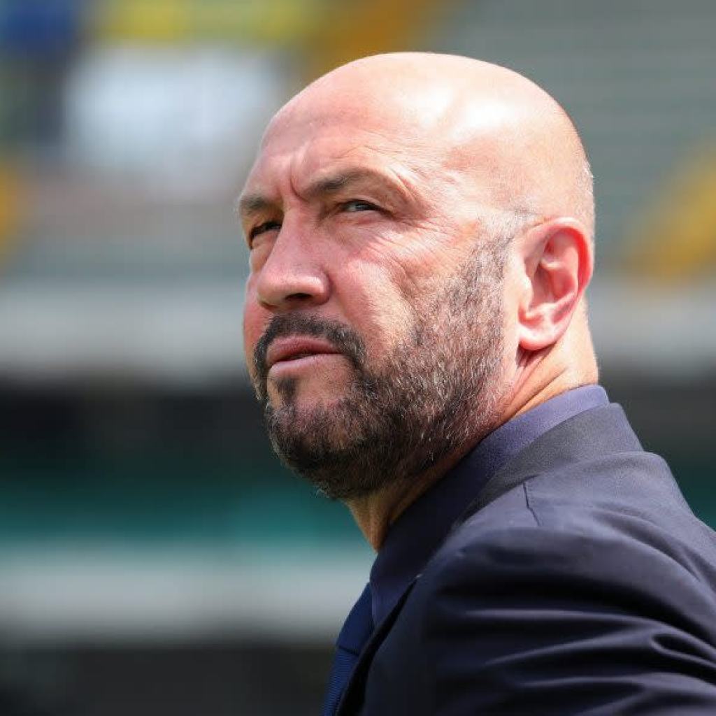 Ex Inter Milan Goalkeeper Delivers Verdict On Unsettled Nerazzurri Midfielder: “If A Participant Got here To Me Saying They Are Not Completely happy…” Ex Inter Milan Goalkeeper Delivers Verdict On Unsettled Nerazzurri Midfielder: “If A Participant Got here To Me Saying They Are Not Completely happy…”