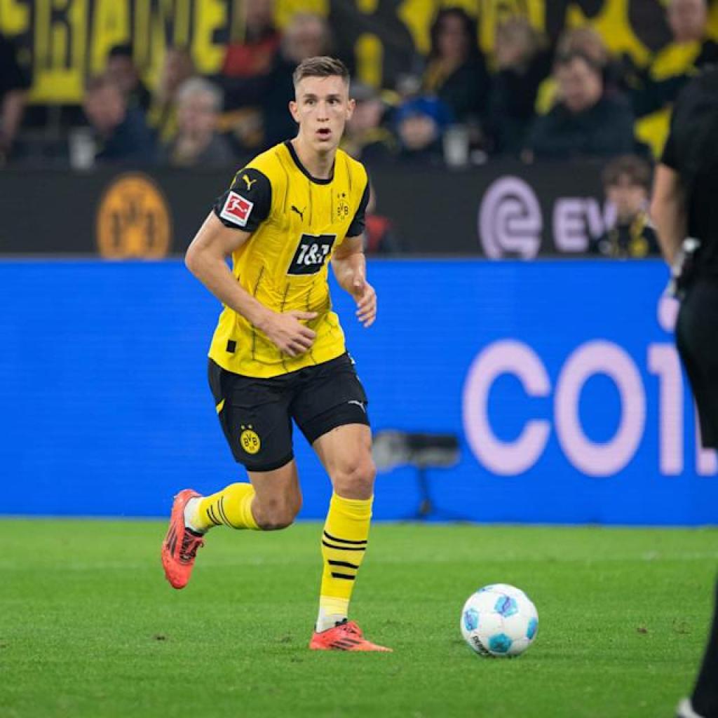 Report: Liverpool to Battle Premier League Rival to Signal €50m Bundesliga Defender Report: Liverpool to Battle Premier League Rival to Signal €50m Bundesliga Defender