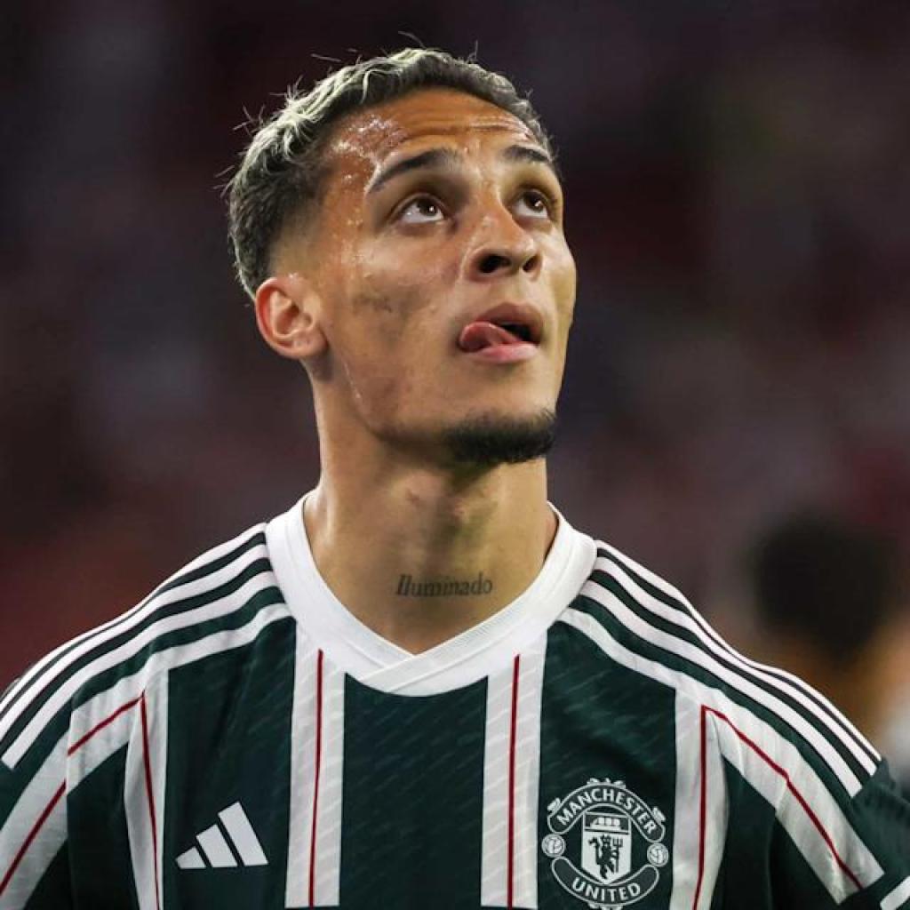 Report: Man United ahead ‘near becoming a member of’ La Liga facet Report: Man United ahead ‘near becoming a member of’ La Liga facet