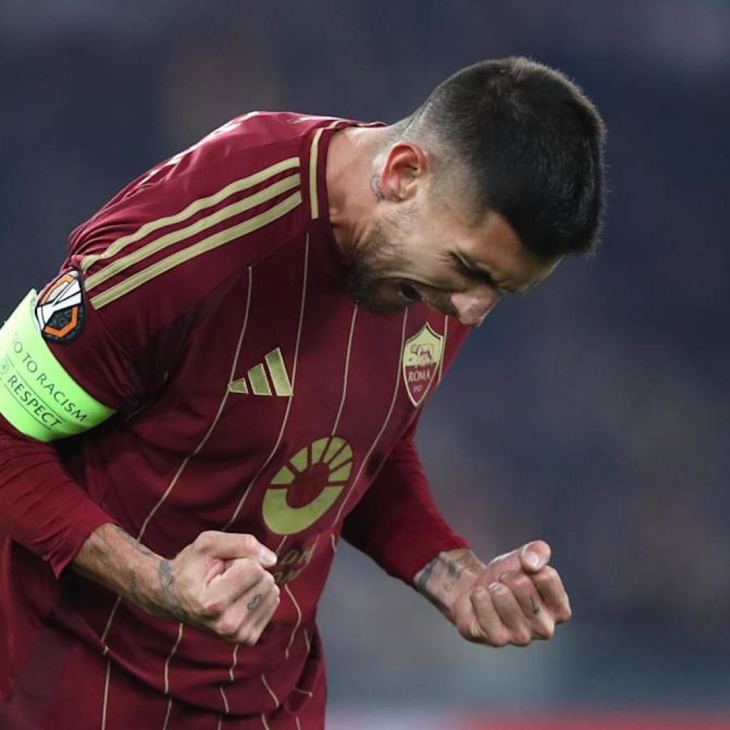 Napoli might embody sought-after striker in swap for Pellegrini Napoli might embody sought-after striker in swap for Pellegrini
