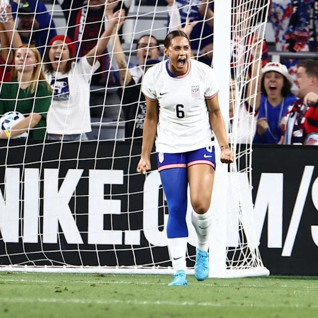 USWNT rallies to beat Iceland, 3-1, with three second-half objectives USWNT rallies to beat Iceland, 3-1, with three second-half objectives