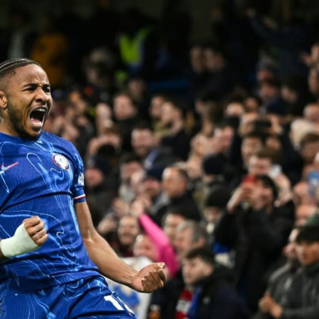 Chelsea thrash Southampton, Villa overwhelmed by Palace in race for Champions League Chelsea thrash Southampton, Villa overwhelmed by Palace in race for Champions League