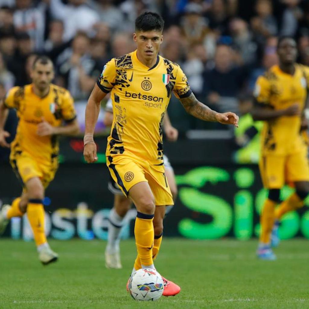 Ex Lazio Star’s Nameless Show In Napoli 1-1 Inter Milan Serie A Draw Branded ‘Ectoplasmic’ Ex Lazio Star’s Nameless Show In Napoli 1-1 Inter Milan Serie A Draw Branded ‘Ectoplasmic’