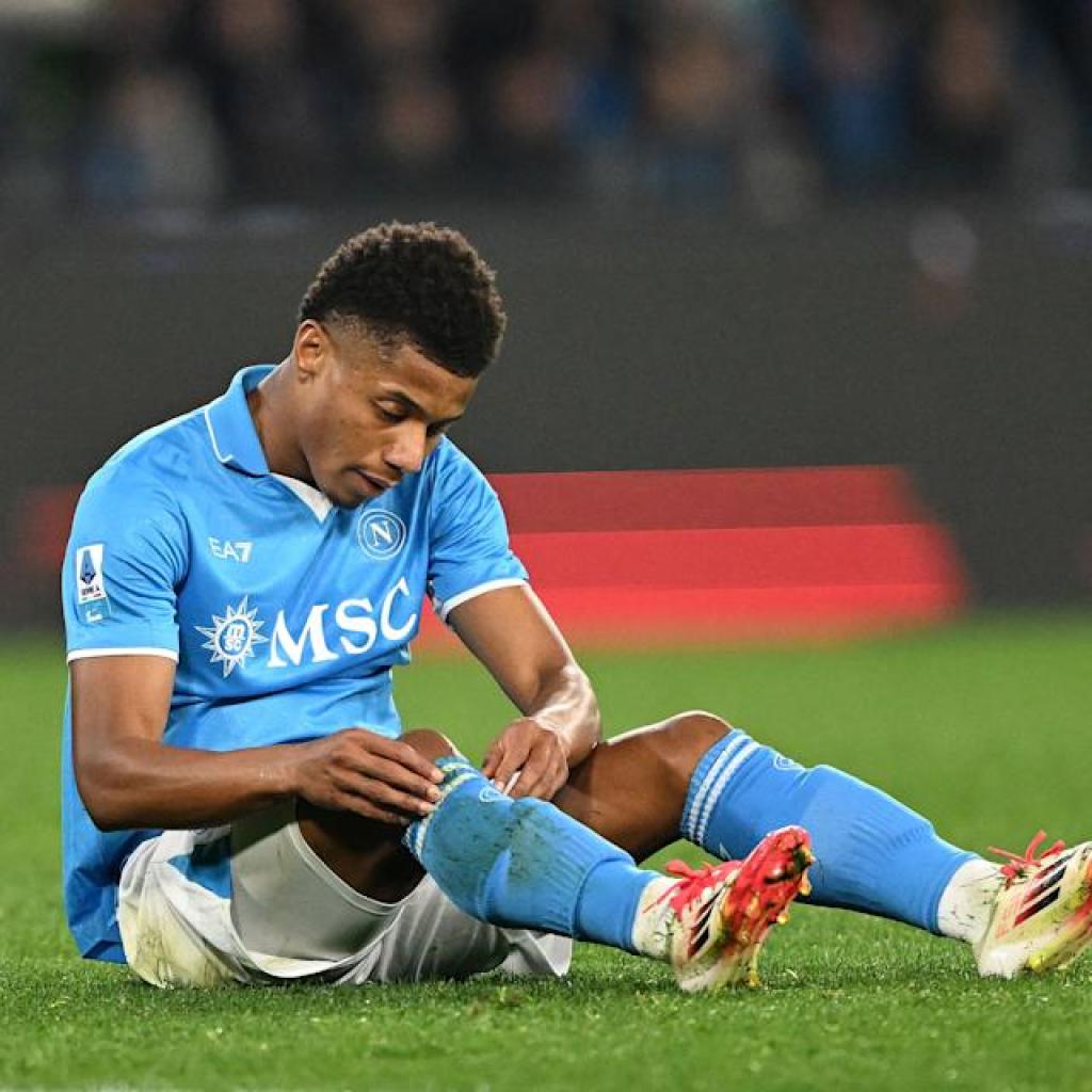 Report – Napoli Winger Sidelined By Harm, Will Skip Scudetto Six-Pointer Vs Inter Milan Report – Napoli Winger Sidelined By Harm, Will Skip Scudetto Six-Pointer Vs Inter Milan