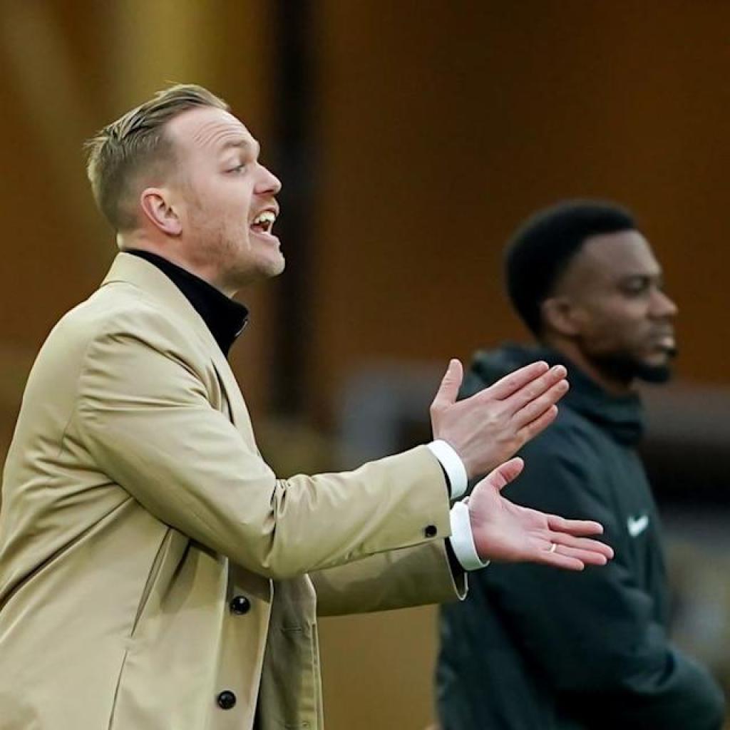 Former Arsenal boss Eidevall appointed head coach of San Diego Wave Former Arsenal boss Eidevall appointed head coach of San Diego Wave