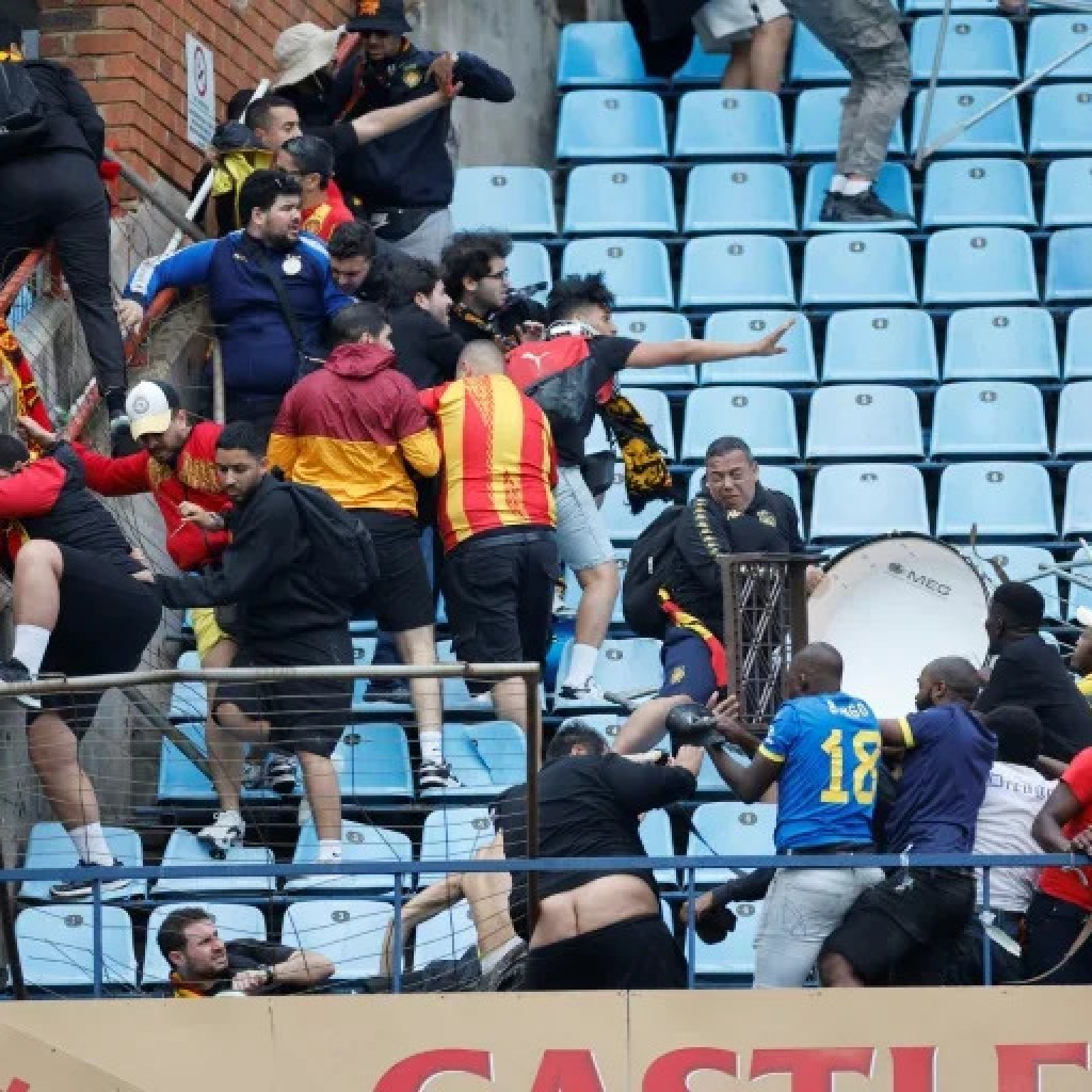 Sundowns edge Esperance as crowd violence mars quarter-final Sundowns edge Esperance as crowd violence mars quarter-final