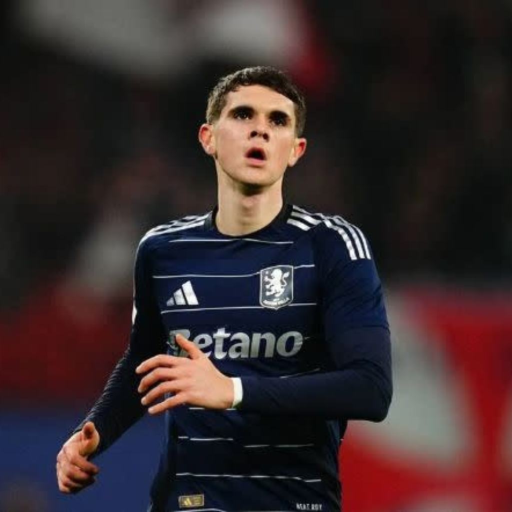 Valencia eye second mortgage settlement with Aston Villa Valencia eye second mortgage settlement with Aston Villa