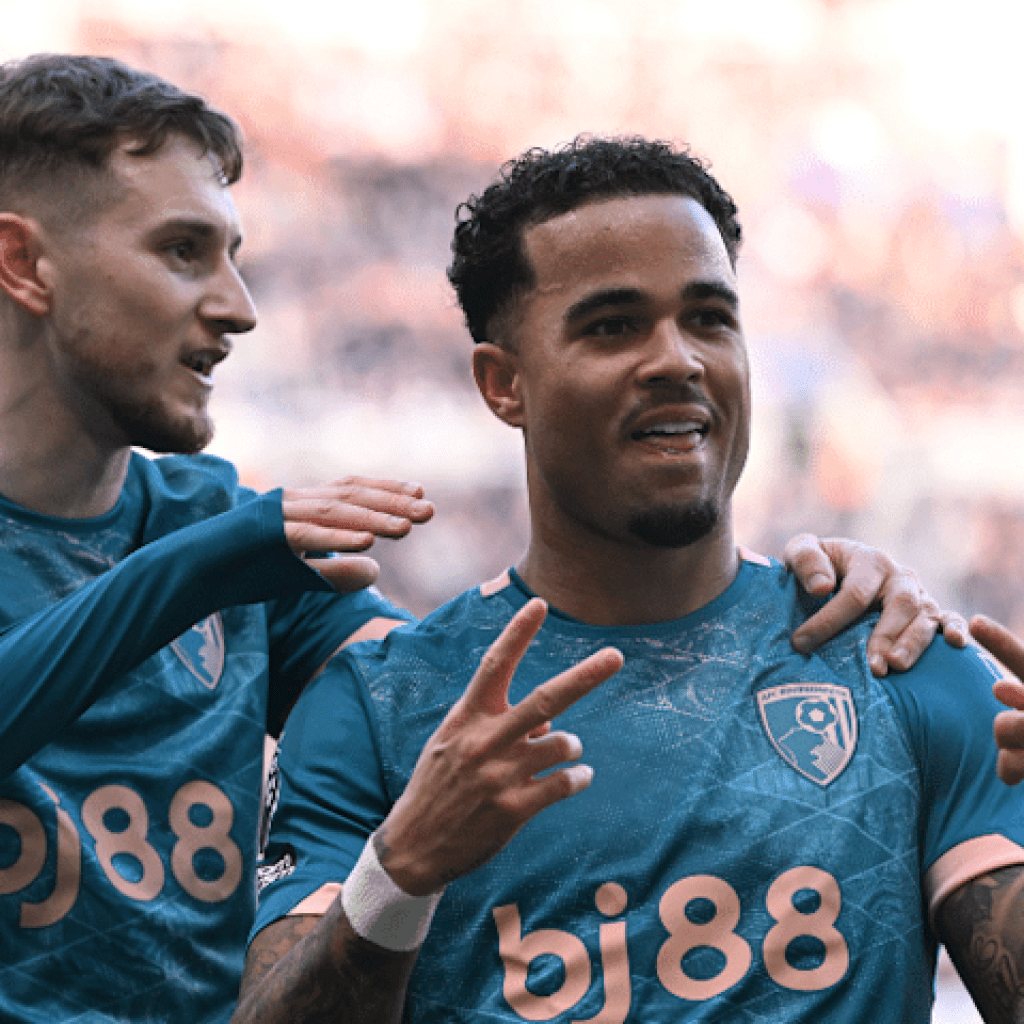 Premier League Staff of the Week – Kluivert, Nunez, Foden Premier League Staff of the Week – Kluivert, Nunez, Foden