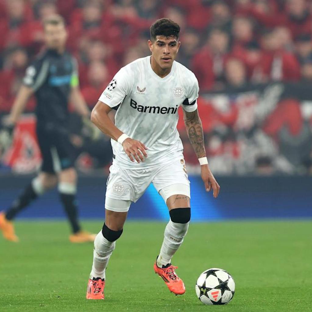 ‘Imposing’ Bundesliga Defender Tipped to be on Liverpool’s Switch Radar ‘Imposing’ Bundesliga Defender Tipped to be on Liverpool’s Switch Radar