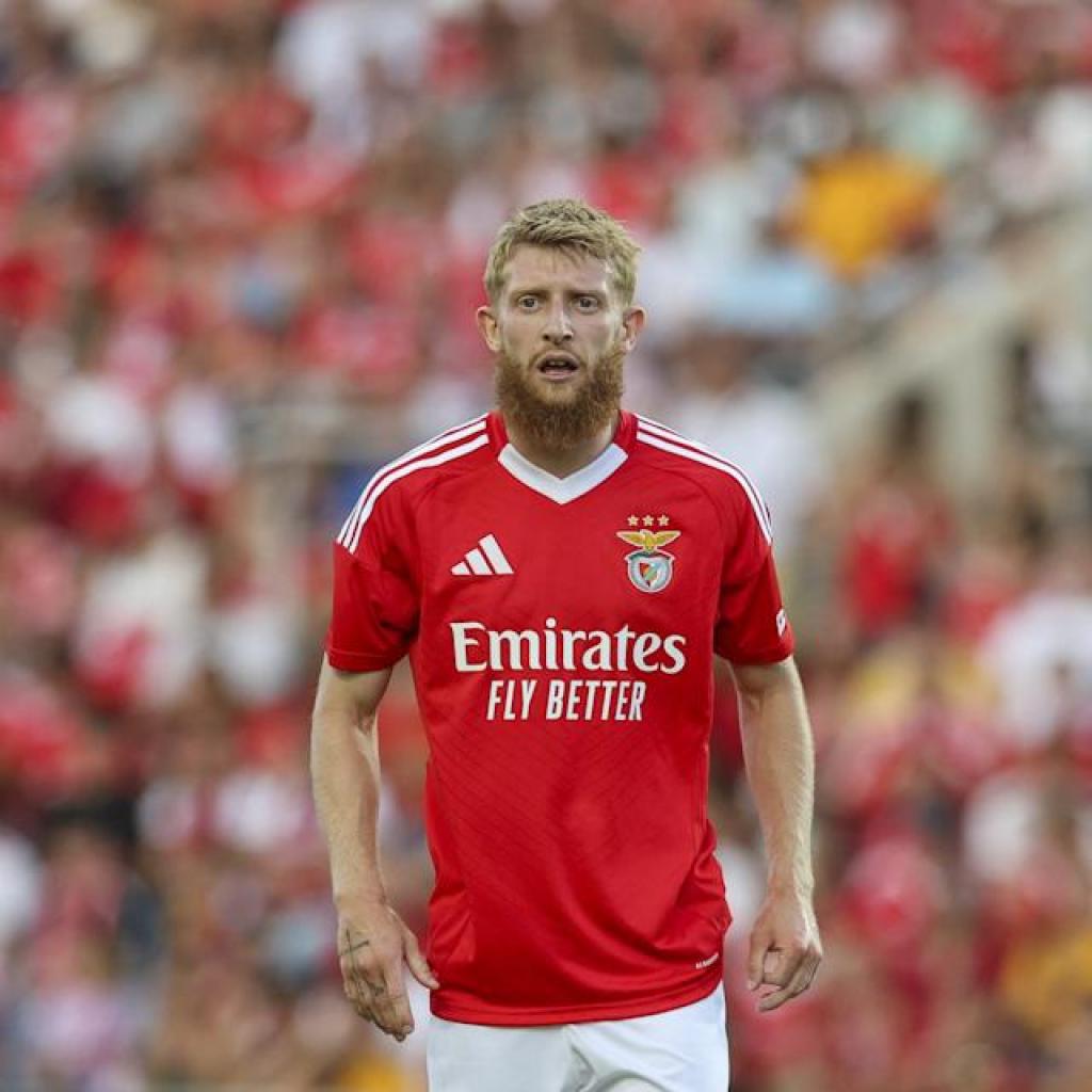 Borussia Mönchengladbach exploring bringing Jan-Niklas Beste again to the Bundesliga Borussia Mönchengladbach exploring bringing Jan-Niklas Beste again to the Bundesliga