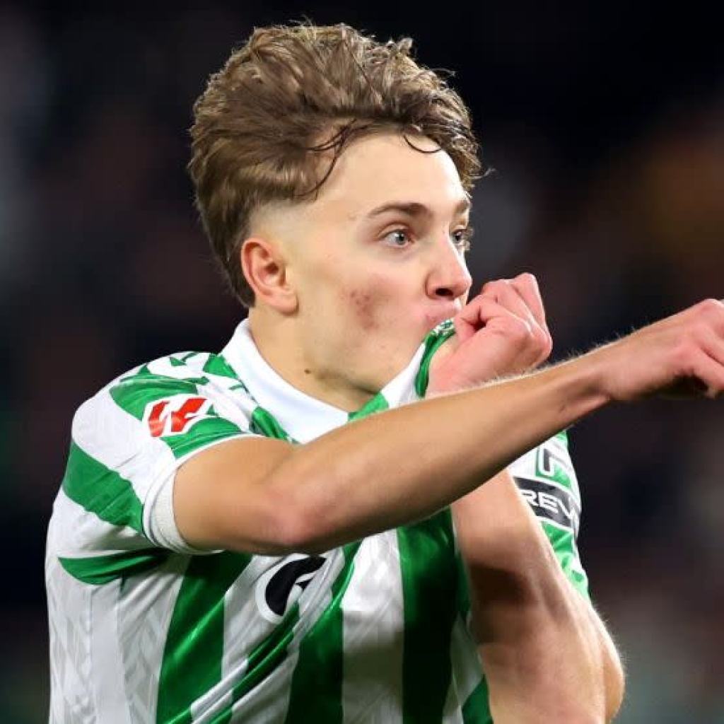 Liverpool and Chelsea eager on La Liga breakout star with €50m launch clause Liverpool and Chelsea eager on La Liga breakout star with €50m launch clause