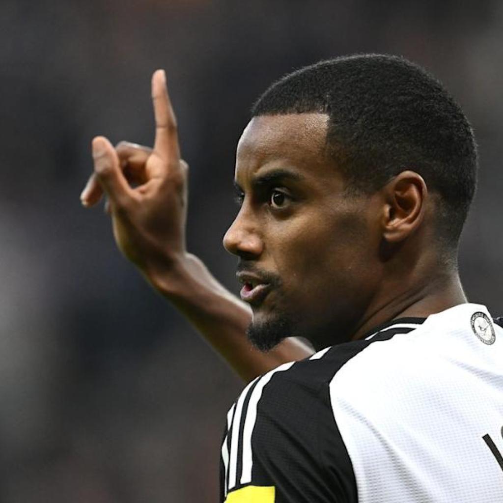 Barcelona baulk at Premier League centre-forward’s €180 million price ticket Barcelona baulk at Premier League centre-forward’s €180 million price ticket