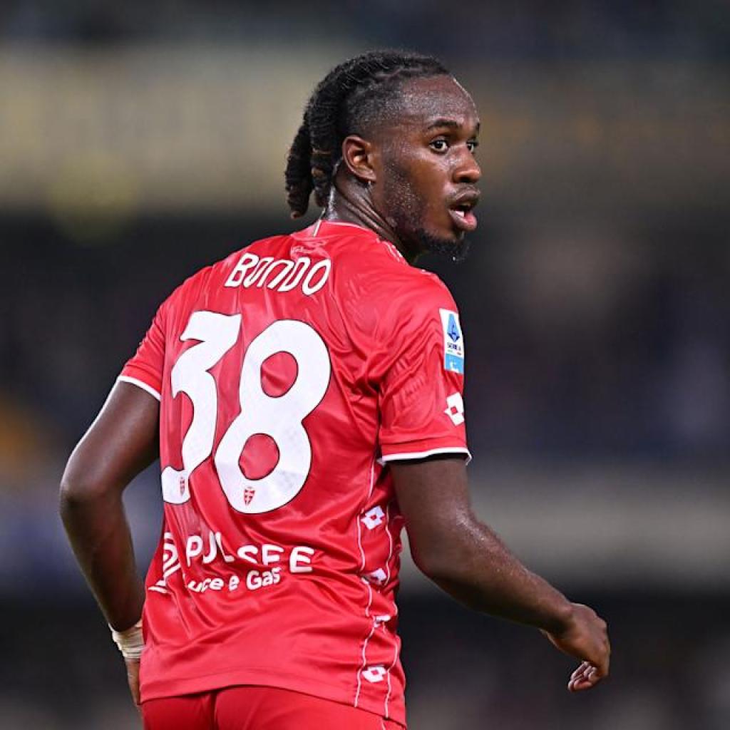 Milan Enter the Race for Younger Monza Midfielder Wished at Lazio Milan Enter the Race for Younger Monza Midfielder Wished at Lazio