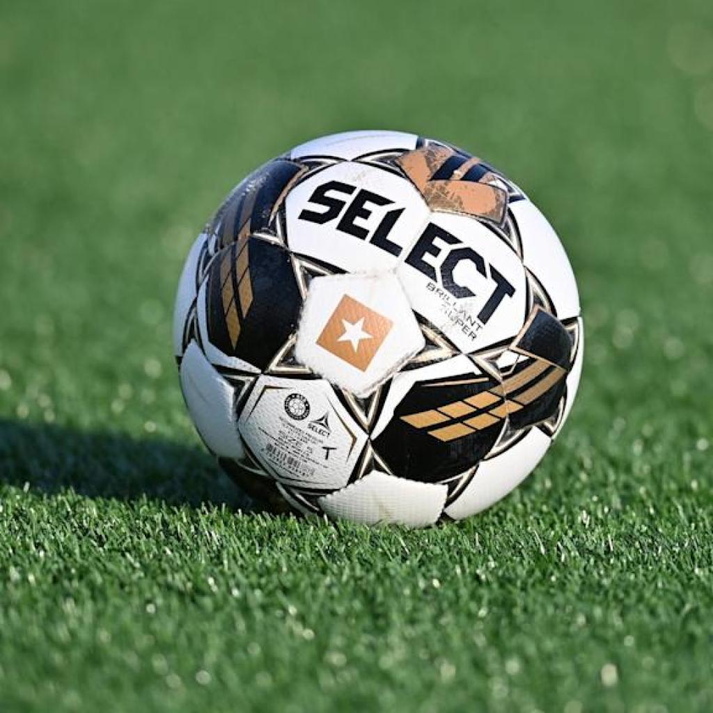 USL broadcasts intention to start out new league at similar tier as MLS USL broadcasts intention to start out new league at similar tier as MLS