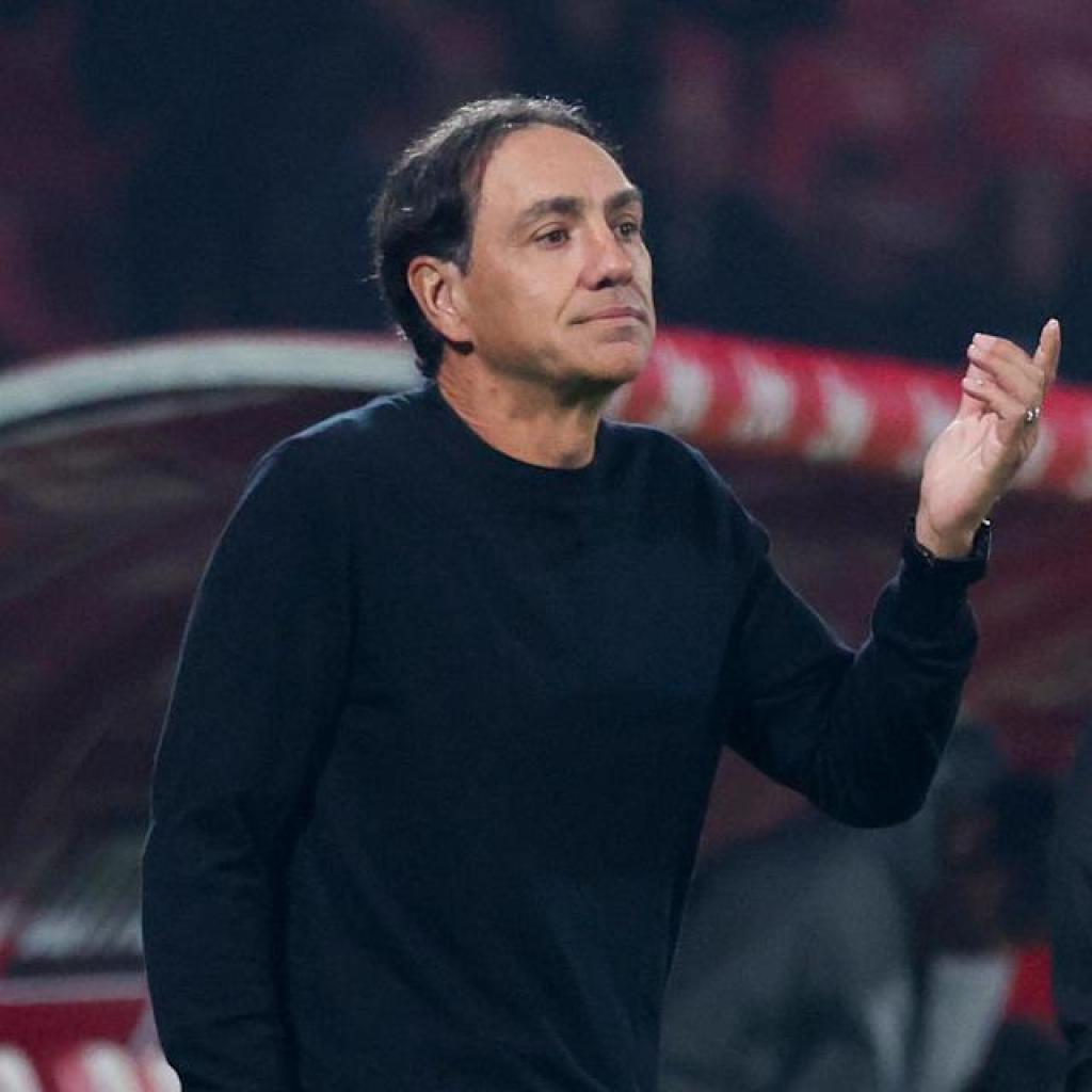 Nesta: ‘Referees are ruining soccer, it was a contact sport’ Nesta: ‘Referees are ruining soccer, it was a contact sport’