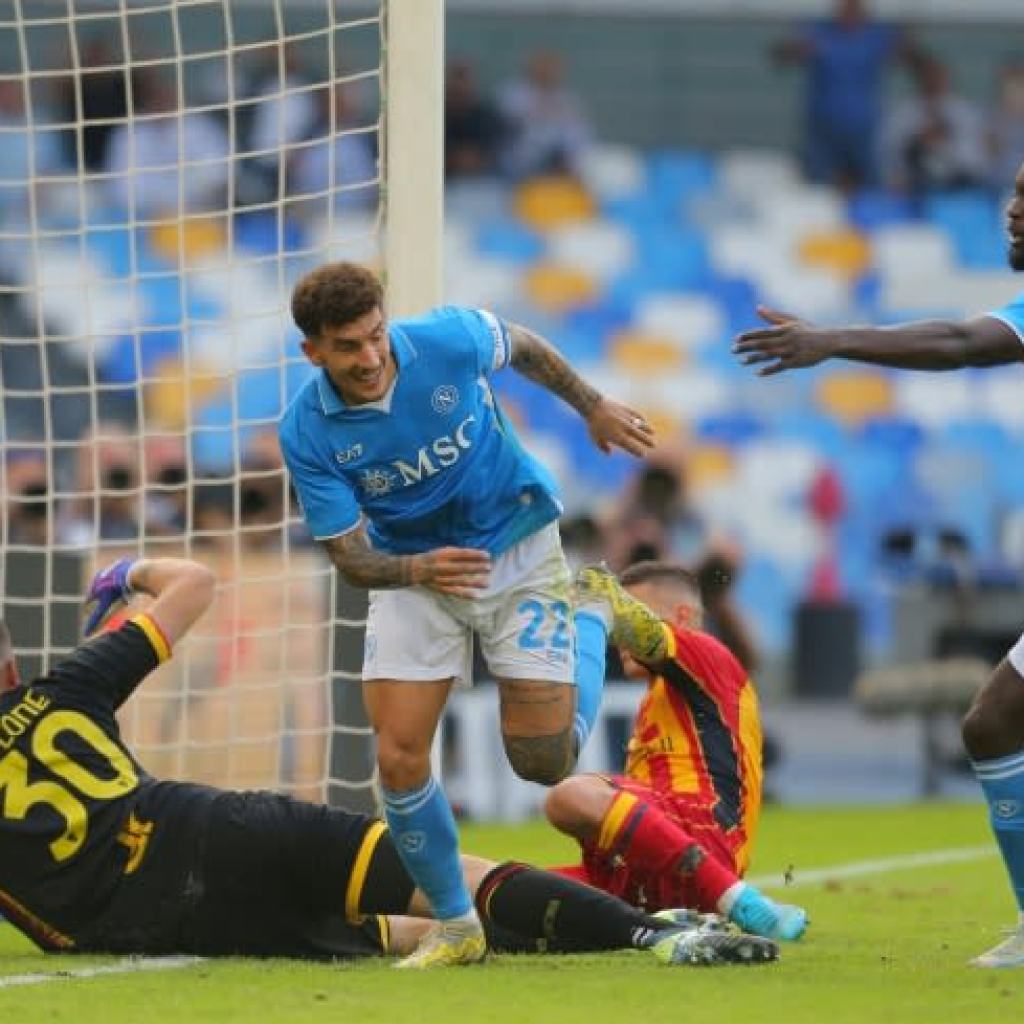 Di Lorenzo fires Napoli 5 factors clear, Atalanta hit Verona for six Di Lorenzo fires Napoli 5 factors clear, Atalanta hit Verona for six