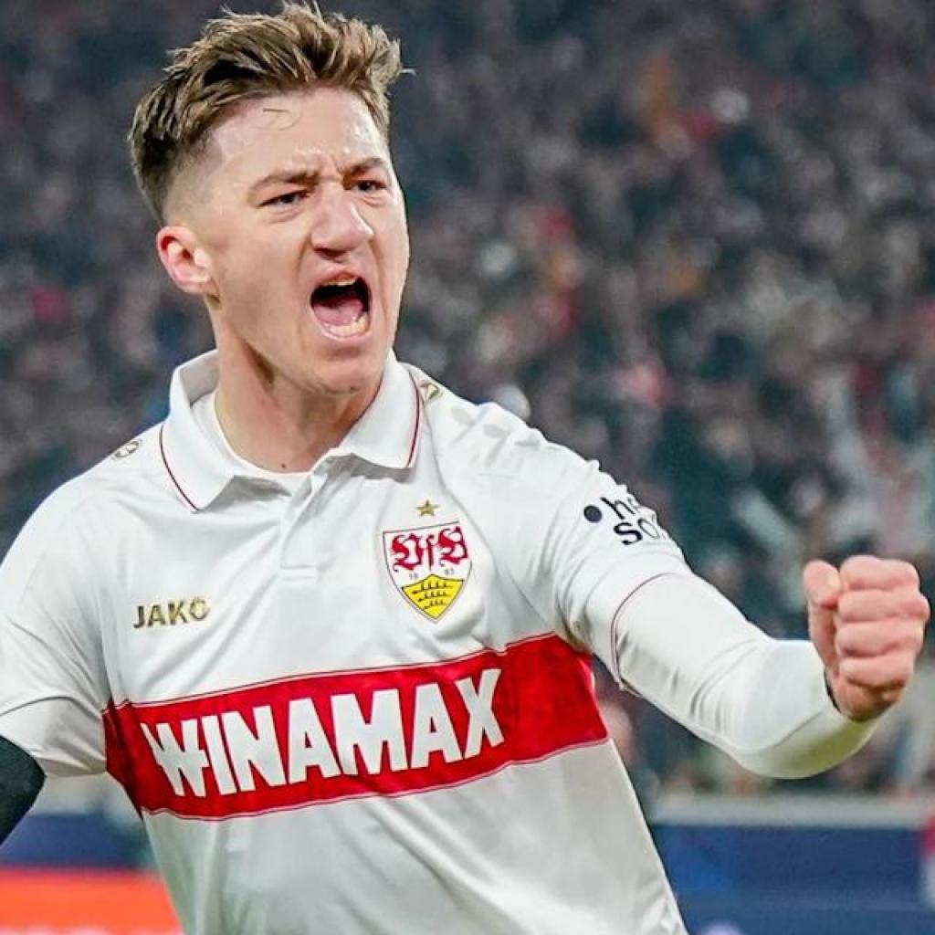 Bundesliga midfielder responds to Barcelona curiosity – ‘Typically I’m requested about it within the dressing room’ Bundesliga midfielder responds to Barcelona curiosity – ‘Typically I’m requested about it within the dressing room’
