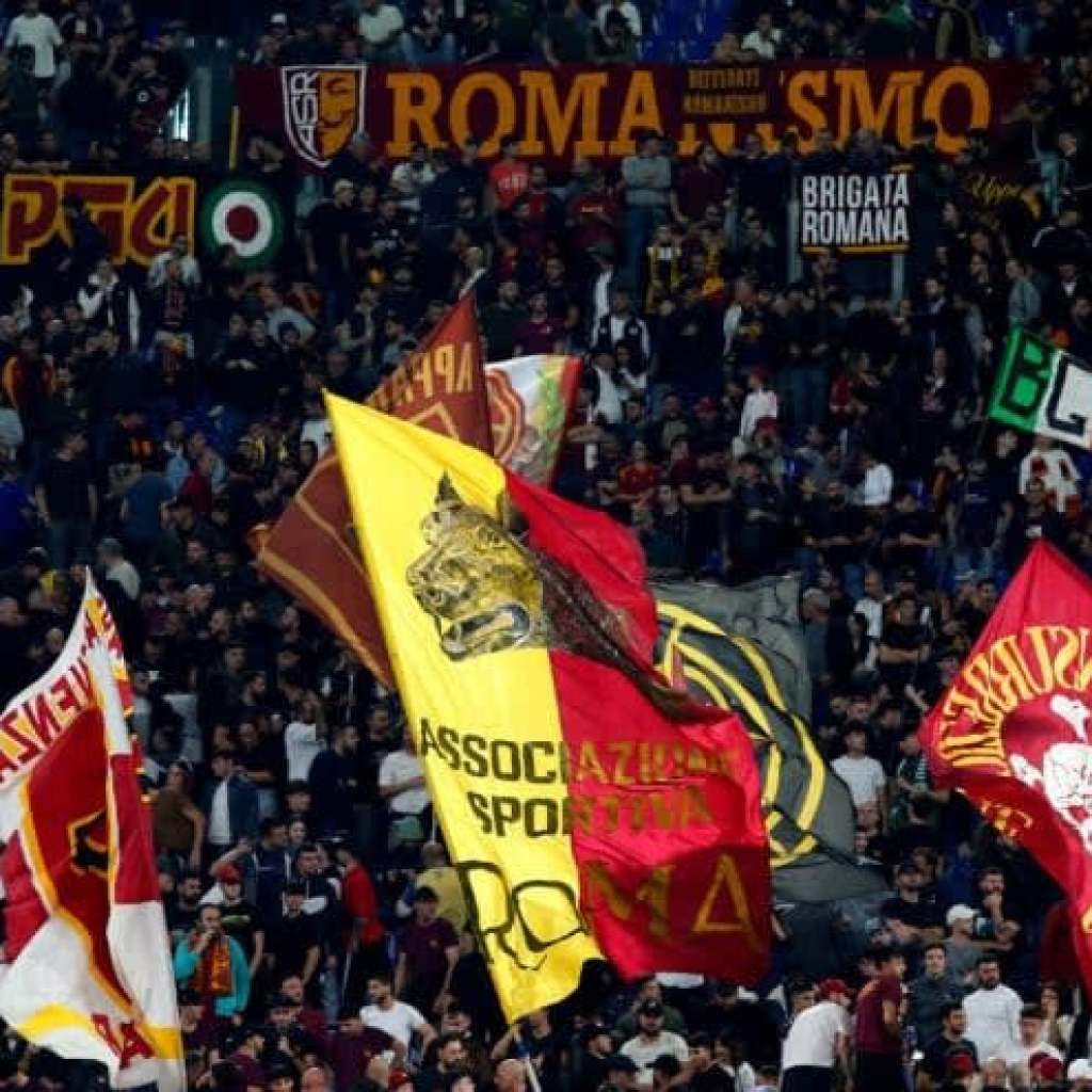 Roma followers to proceed boycott after Fiorentina debacle Roma followers to proceed boycott after Fiorentina debacle
