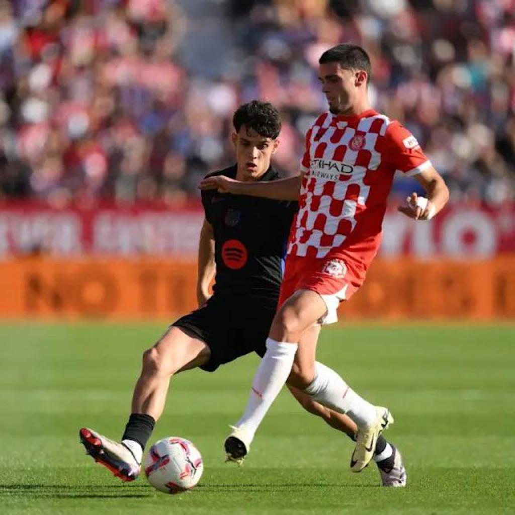 Barcelona starlet turns down likelihood to hitch Cesc Fàbregas’ Como Barcelona starlet turns down likelihood to hitch Cesc Fàbregas’ Como