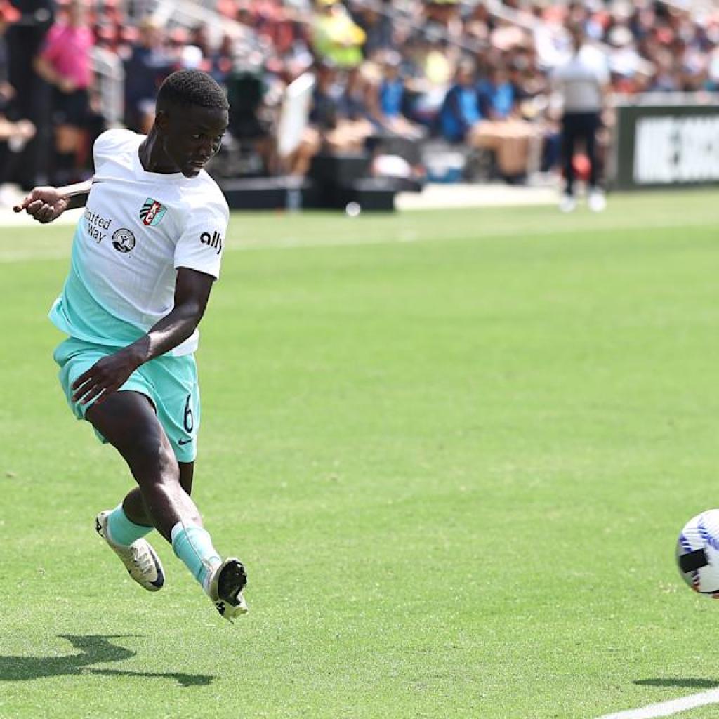 Kansas Metropolis Present’s Temwa Chawinga wins NWSL MVP Kansas Metropolis Present’s Temwa Chawinga wins NWSL MVP