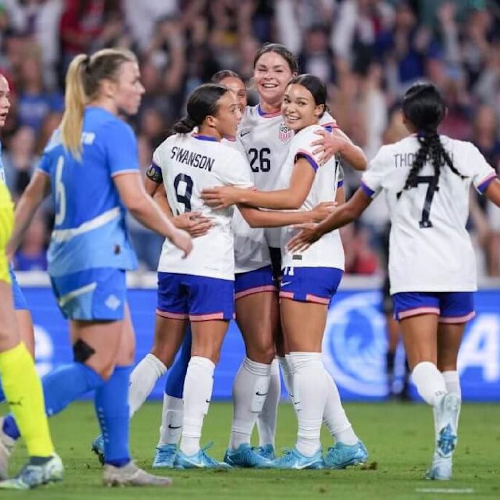 Emma Sears shines in USWNT debut, recording a objective and an help Emma Sears shines in USWNT debut, recording a objective and an help