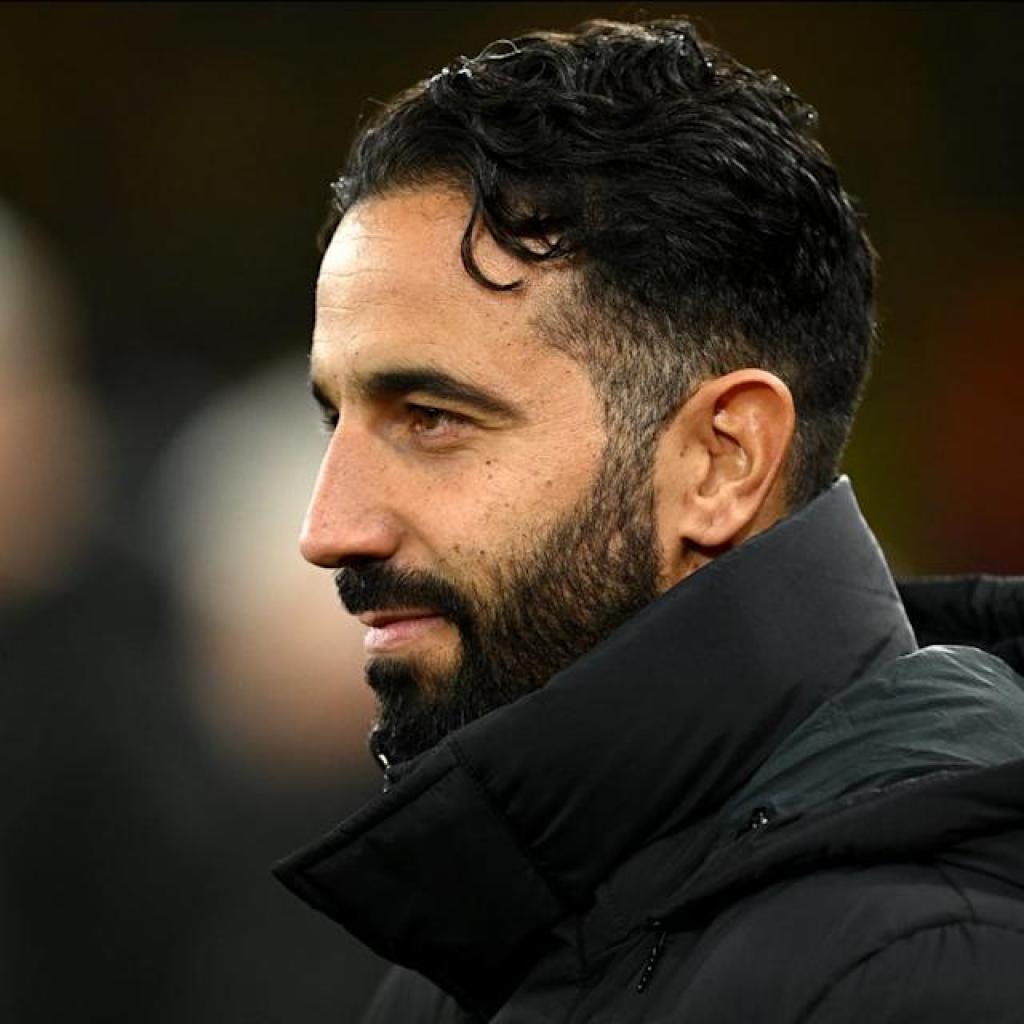 Manchester United vs Everton LIVE: Premier League group information, line-ups and extra Manchester United vs Everton LIVE: Premier League group information, line-ups and extra