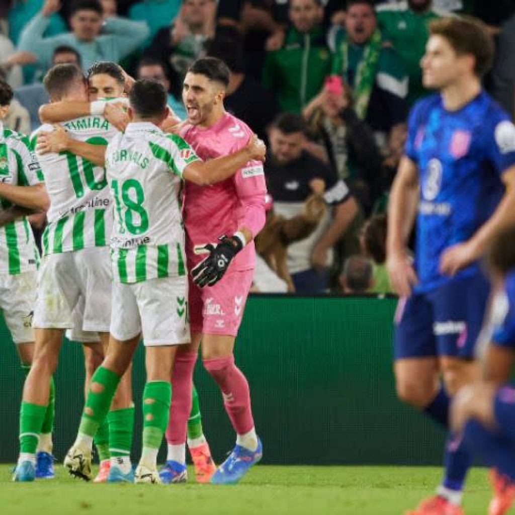 La Liga round-up: Osasuna stun Actual Sociedad, late penalty denies Valencia and Actual Betis defeat Atletico Madrid La Liga round-up: Osasuna stun Actual Sociedad, late penalty denies Valencia and Actual Betis defeat Atletico Madrid