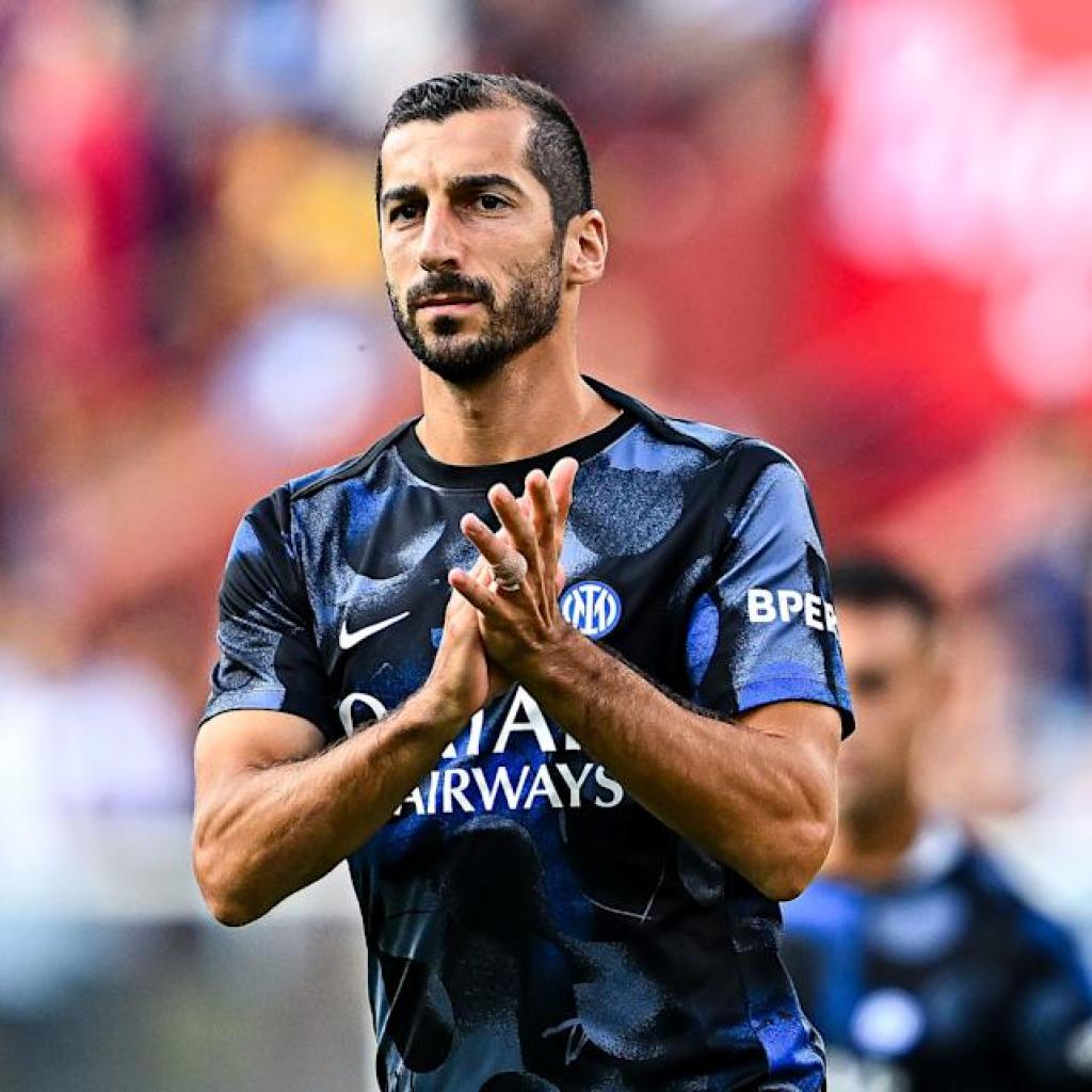 Photograph – Ex Man United Star Celebrates Inter Milan Champions League Win Vs Arsenal: ‘United & Proud’ Photograph – Ex Man United Star Celebrates Inter Milan Champions League Win Vs Arsenal: ‘United & Proud’