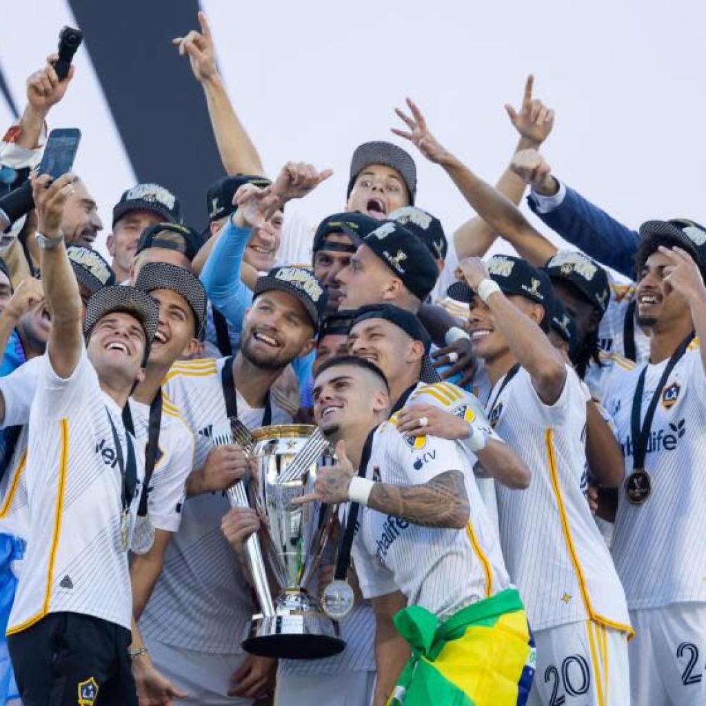 Galaxy and LAFC are paying a worth for fulfillment. Are they nonetheless MLS Cup contenders? Galaxy and LAFC are paying a worth for fulfillment. Are they nonetheless MLS Cup contenders?