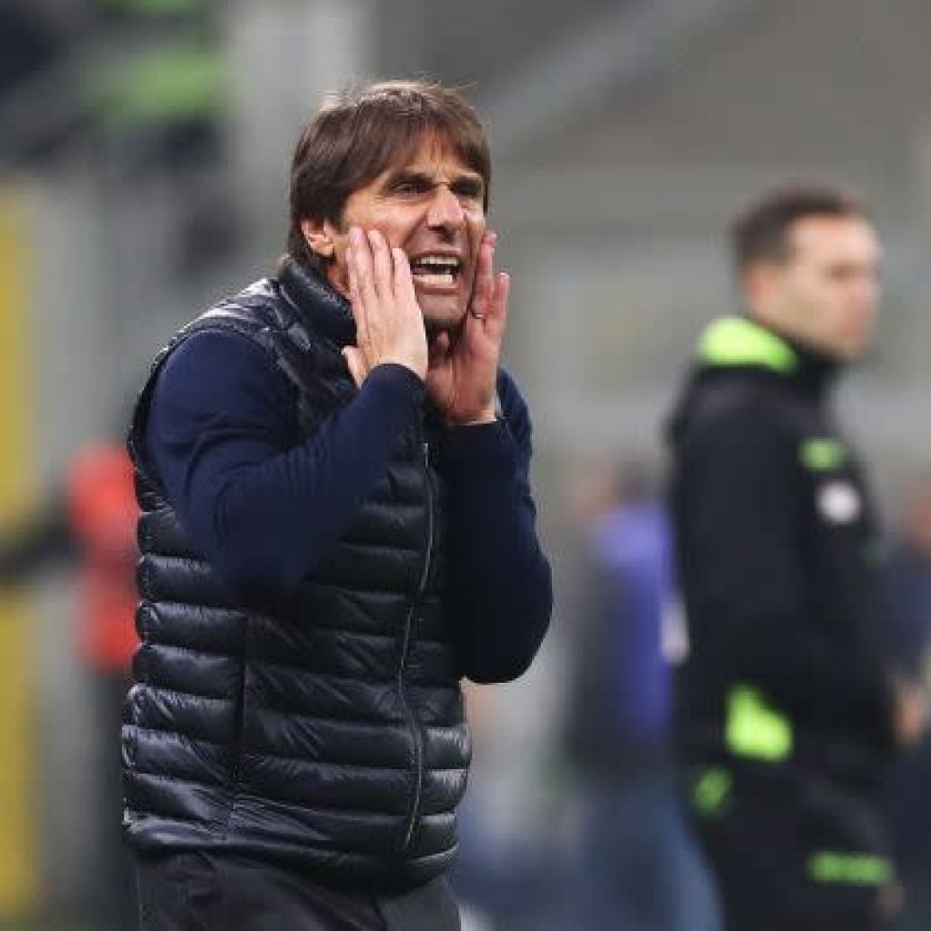 Antonio Conte Delivers Damning Verdict of Napoli Second-Half Show at Genoa Antonio Conte Delivers Damning Verdict of Napoli Second-Half Show at Genoa