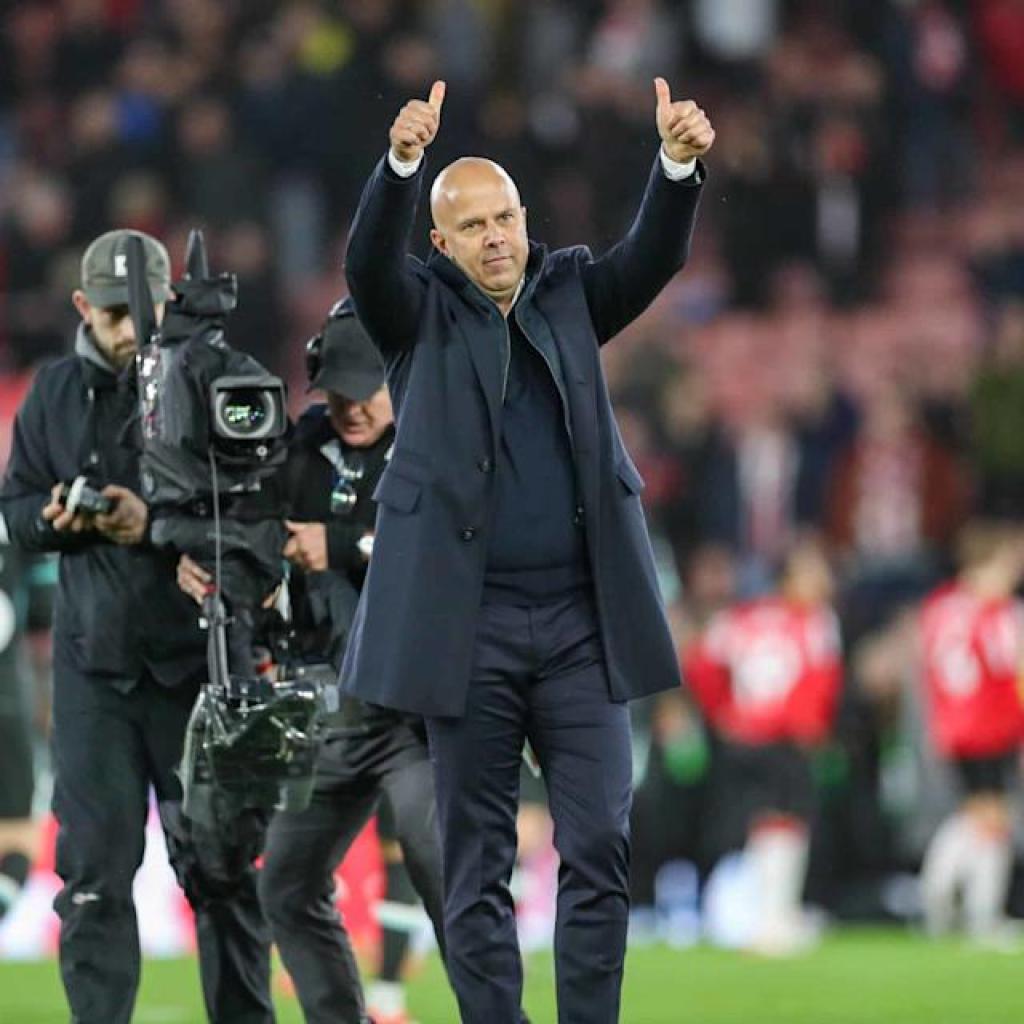 Arne Slot Wins Premier League Award After Report-Breaking Liverpool Performances Arne Slot Wins Premier League Award After Report-Breaking Liverpool Performances