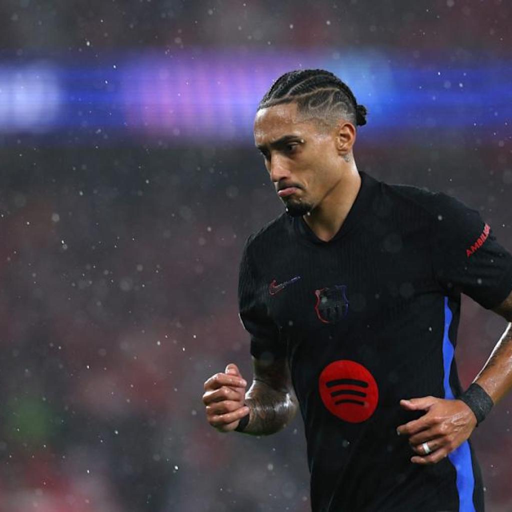 Raphinha fires photographs at refereeing in La Liga – ‘If I say what I believe, I’ll by no means play in La Liga once more’ Raphinha fires photographs at refereeing in La Liga – ‘If I say what I believe, I’ll by no means play in La Liga once more’