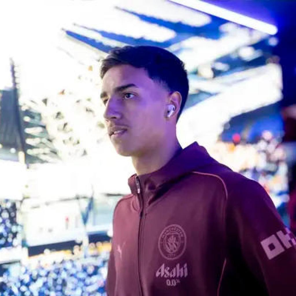 Replace on Vitor Reis’ Manchester Metropolis future after UEFA Champions League squad listing snub Replace on Vitor Reis’ Manchester Metropolis future after UEFA Champions League squad listing snub