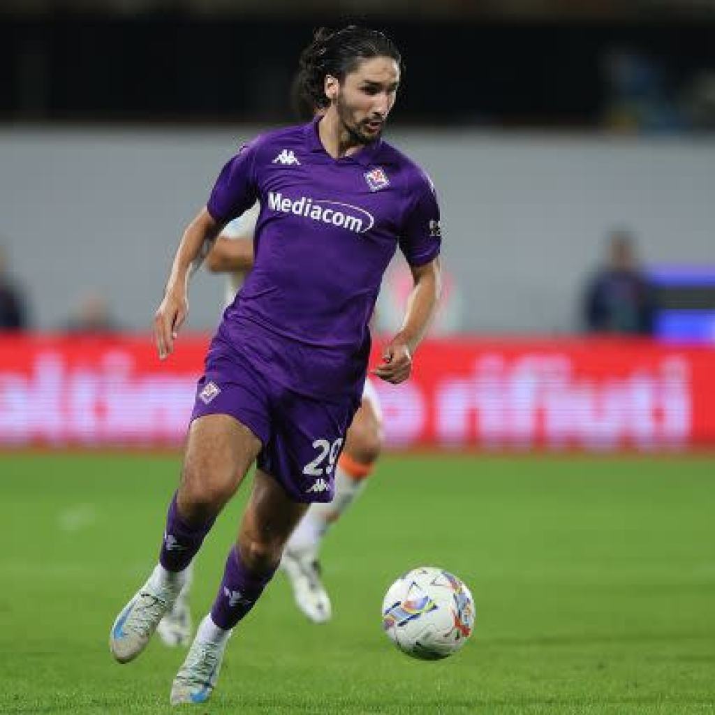 Former Milan Misfit Relishes Alternative at Fiorentina Former Milan Misfit Relishes Alternative at Fiorentina