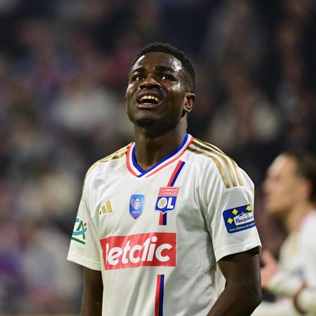 Lyon’s Ernest Nuamah attracting the curiosity of Premier League golf equipment Lyon’s Ernest Nuamah attracting the curiosity of Premier League golf equipment