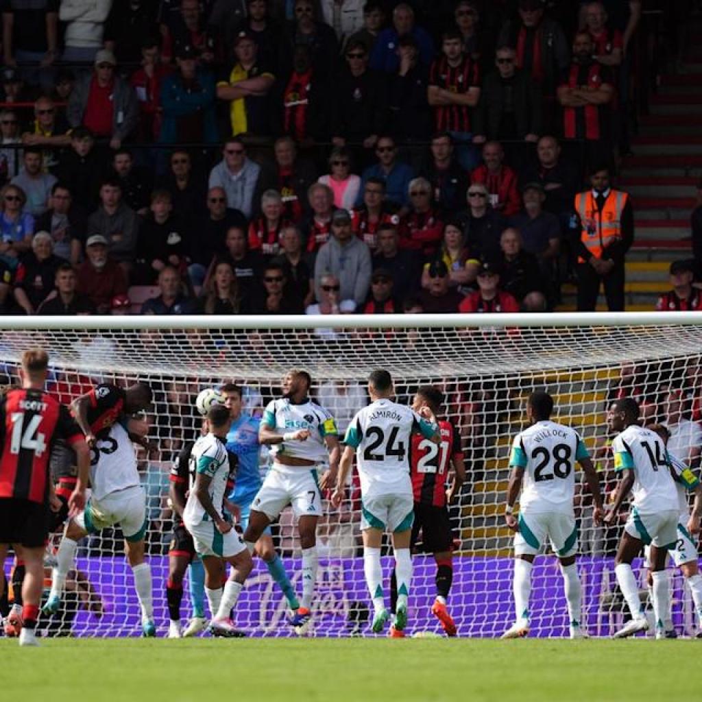 Premier League reveals 4 fallacious VAR interventions this season and claims accuracy has improved Premier League reveals 4 fallacious VAR interventions this season and claims accuracy has improved