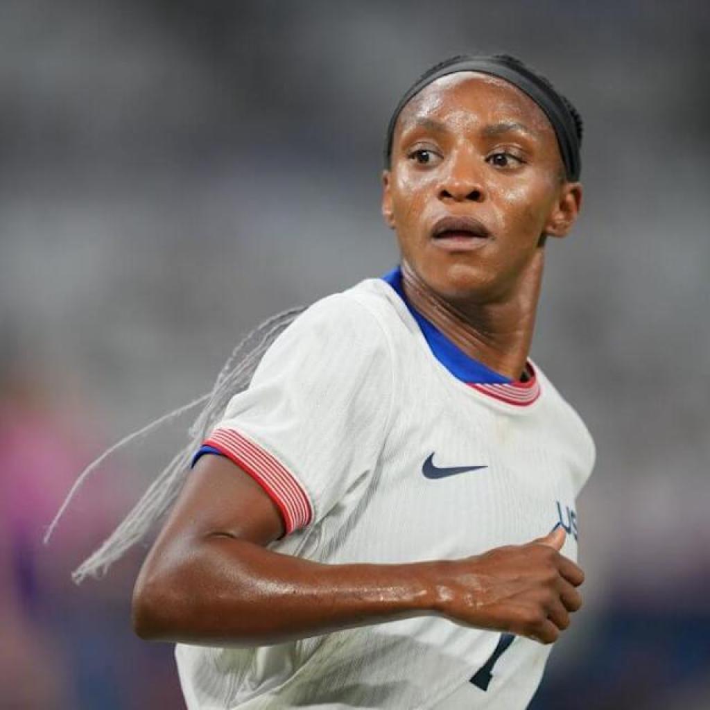 PSG full signing of USWNT’s Crystal Dunn following Gotham FC exit PSG full signing of USWNT’s Crystal Dunn following Gotham FC exit