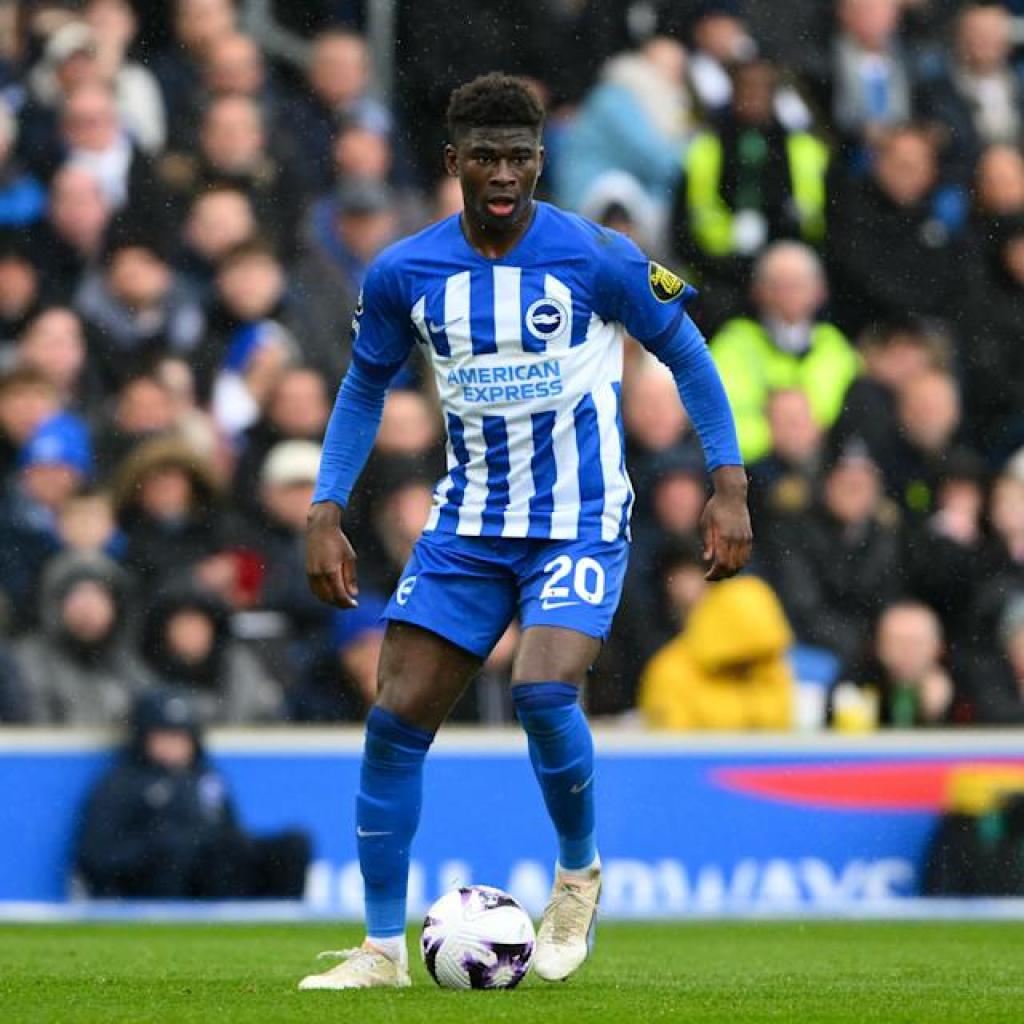 Liverpool Able to ‘Pursue’ Premier League Midfielder with £115m Worth Tag – Report Liverpool Able to ‘Pursue’ Premier League Midfielder with £115m Worth Tag – Report