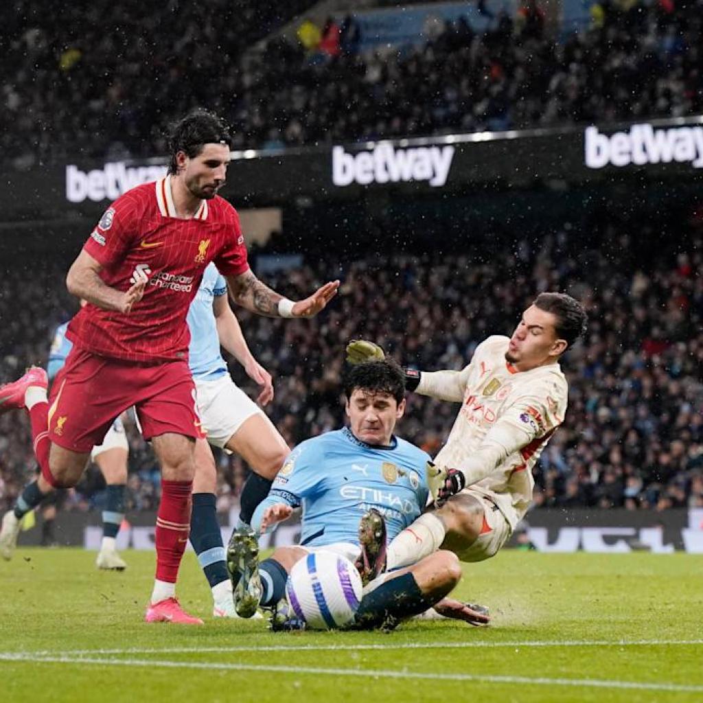 Salah and Van Dijk Lead Liverpool Nearer to Premier League Triumph Salah and Van Dijk Lead Liverpool Nearer to Premier League Triumph