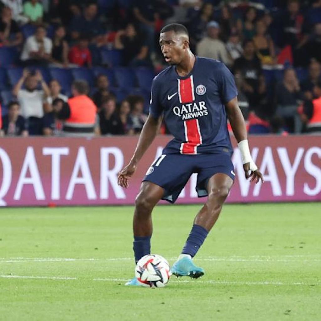 Willian Pacho Reveals Purpose for Confidence Towards Liverpool Heading to Anfield Willian Pacho Reveals Purpose for Confidence Towards Liverpool Heading to Anfield